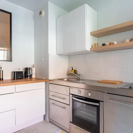 Apartment Le Bucolique ~ Balcon ~ Parking ~ Docks Rouen
